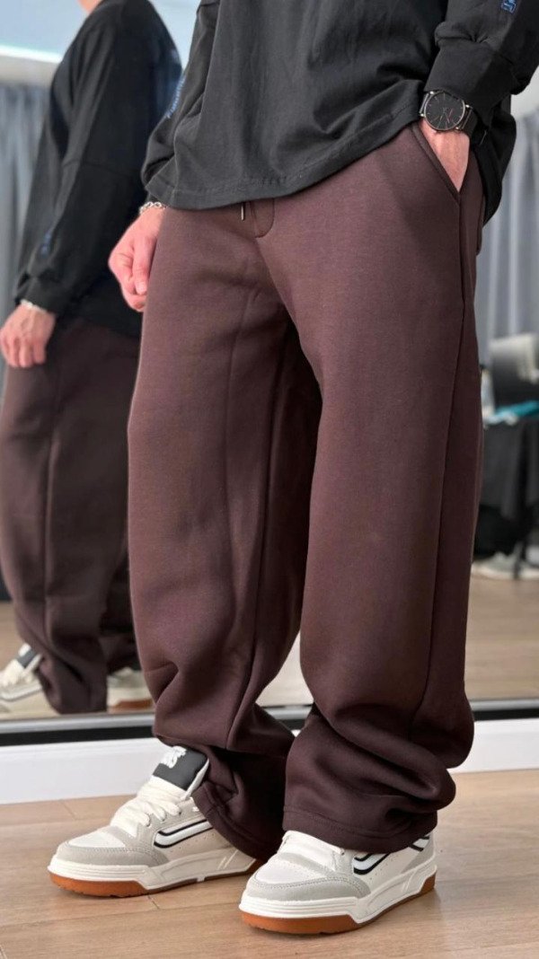 Producto - Jogging Baggy Frisado Chocolate