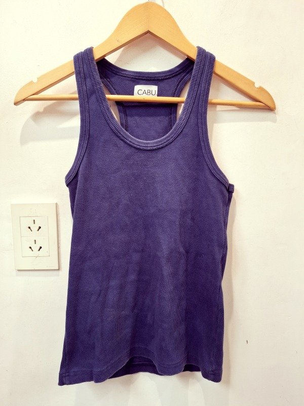 Producto - Musculosa azul CABU