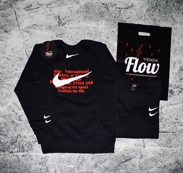 Producto - Buzo NIKE SWOOSH Negro
