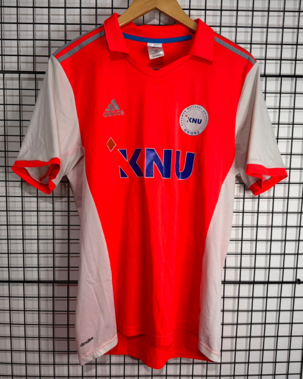 Producto - Adidas KNU 9
