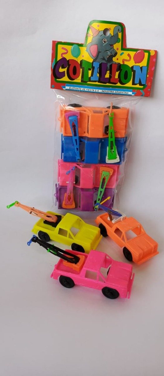 Producto - CAMIONETA CON GRUA X 4