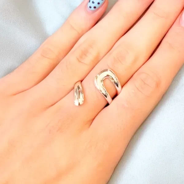 Producto - Anillo Larissa