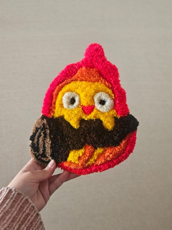 Producto - Tapiz decorativo tufting CALCIFER inspirado en Studio Ghibli hecho a mano