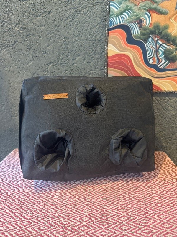 Producto - ALMOHADÓN MATERO NEGRO