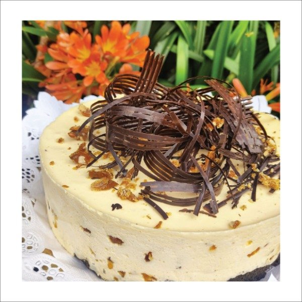 Producto - Torta mousse de almendras caramelizadas 24cm