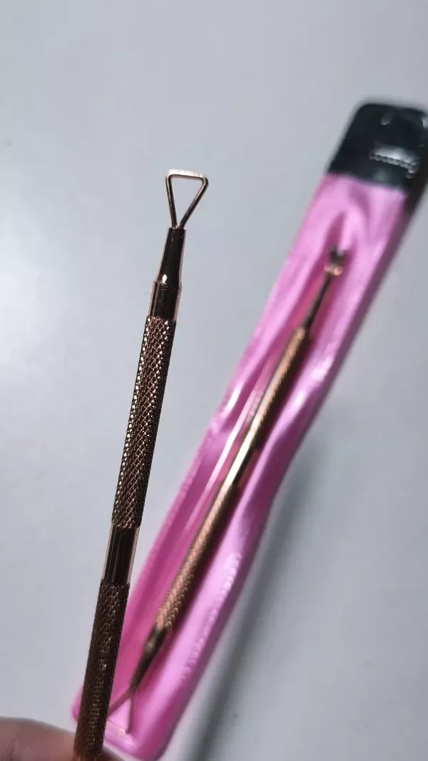 Producto - Repujador Gold Rosa Removedor de esmaltes Semipermanentes generico