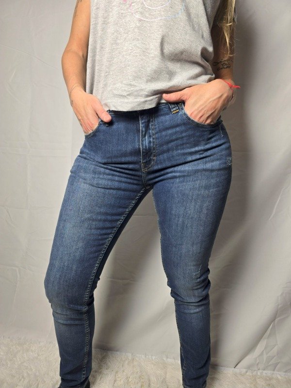 Producto - JEANS H ROCK SUMMIT