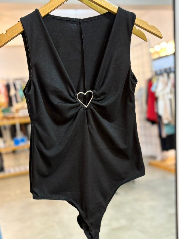 Producto - BODY CON APLIQUE CORAZON