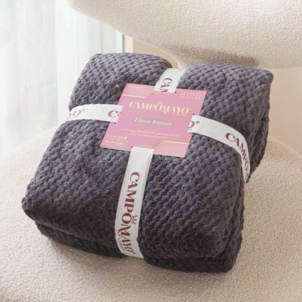 Producto - Frazada Flannel Jackard Campomayo Linea Royale 2 plazas y media