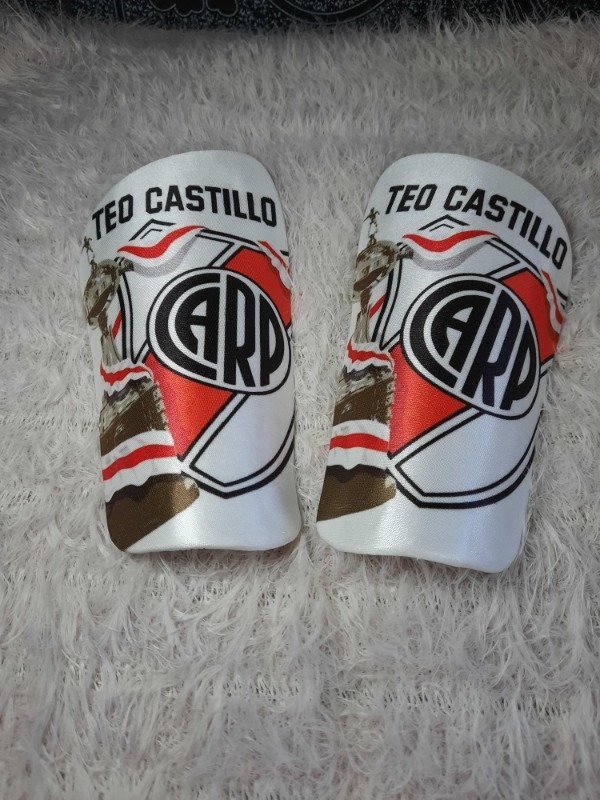Producto - Canilleras
