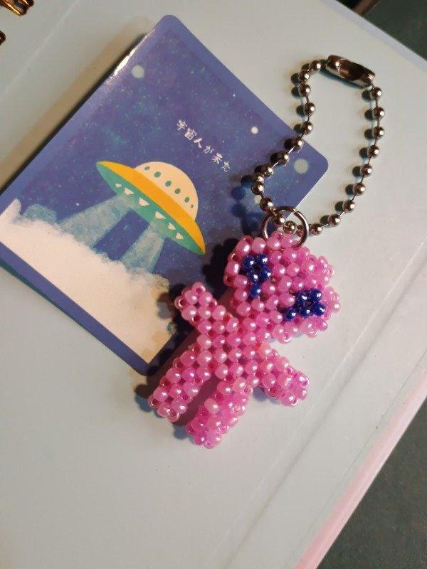 Producto - Charm Marcianitos (rosa)