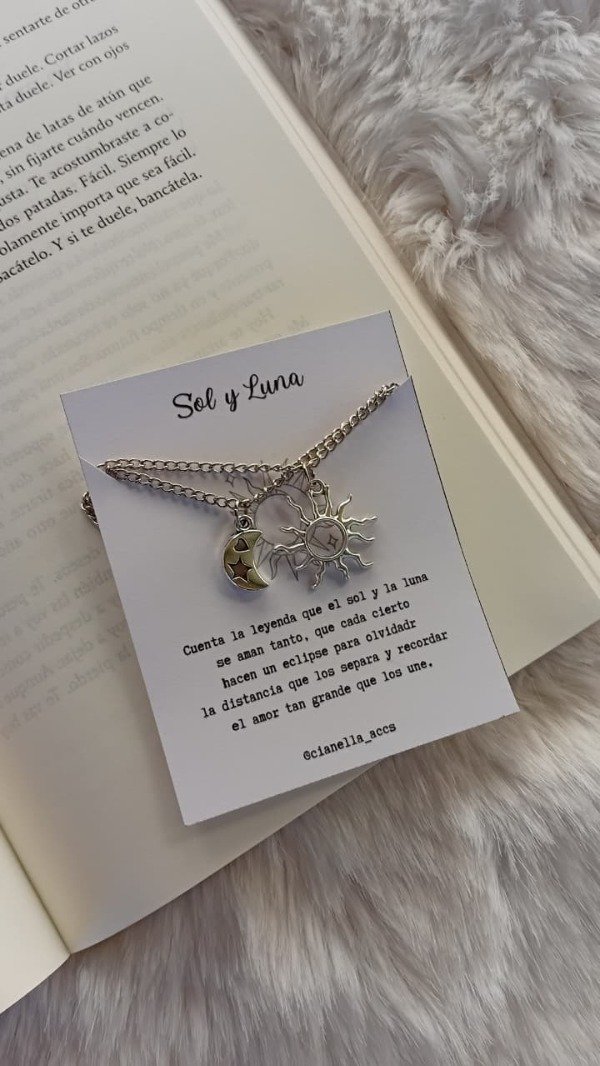 Producto - Set de collares para compartir luna y sol