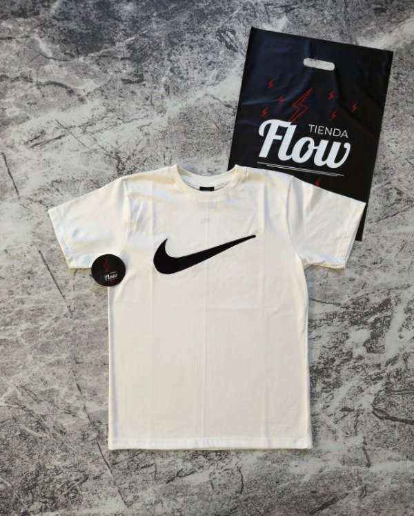 Producto - Remera Nike Pipa Blanca