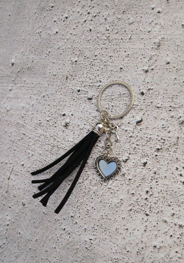 Producto - Llavero corazon negro
