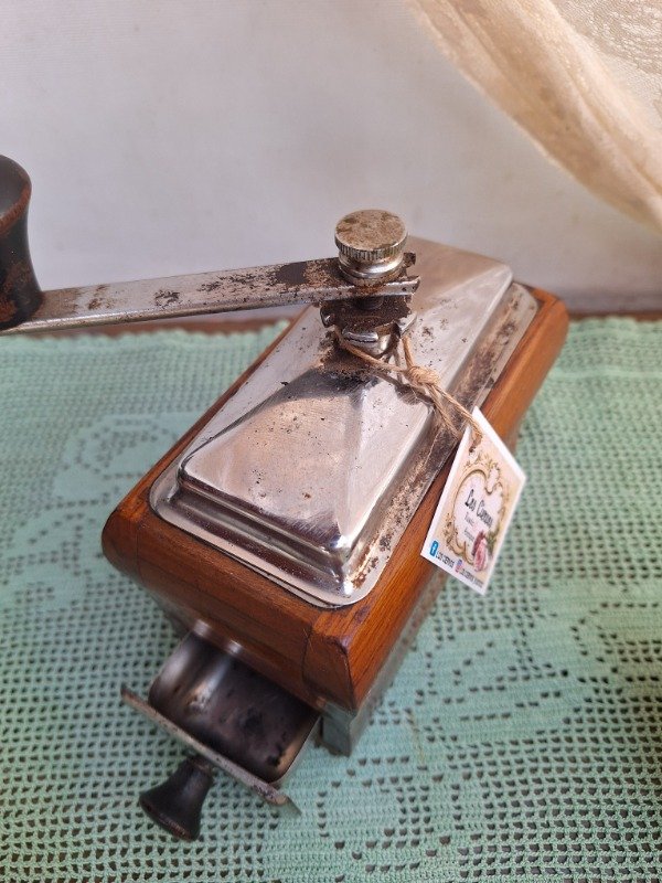 Producto - Antiguo Molinillo de Café - 5