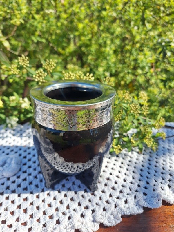 Producto - Mate imperial de cerámica negro con virola de acero