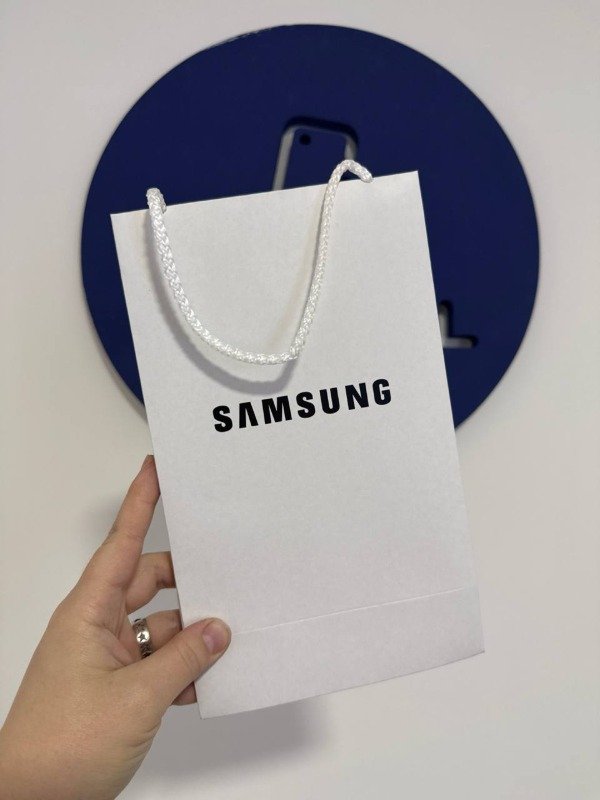 Producto - BOLSA DE CARTÓN CON LOGO SAMSUNG