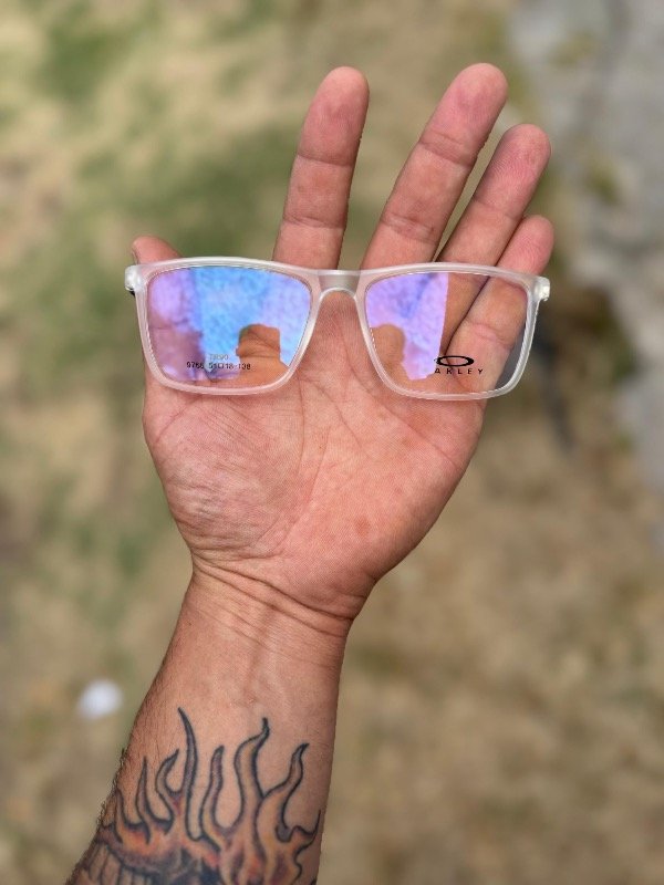 Producto - Oakley Wheel House OX8166