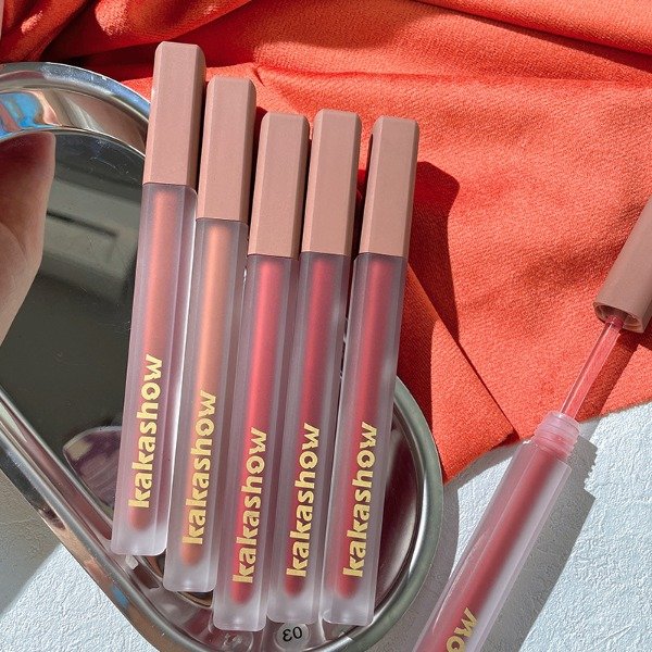 Producto - Labial Mist Silk Lip Glaze KKshow
