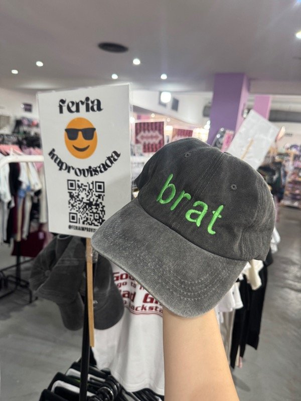Producto - Gorra bordada Brat
