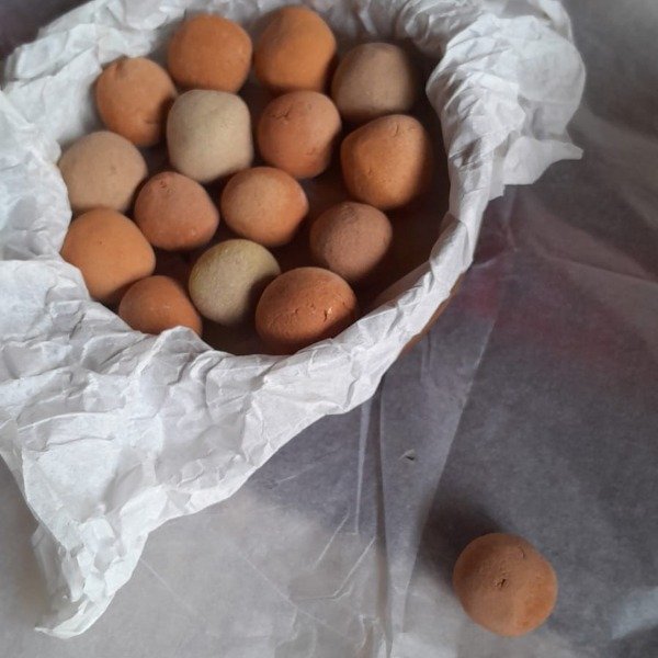 Producto - PERLAS DE ARCILLA ROJA PARA PERFUMAR