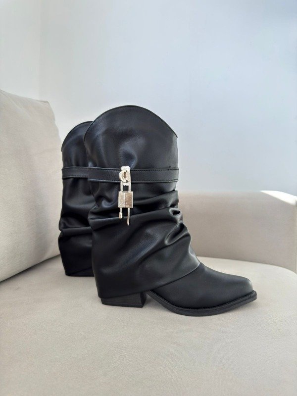 Producto - BOTAS CANDADO NEGRAS