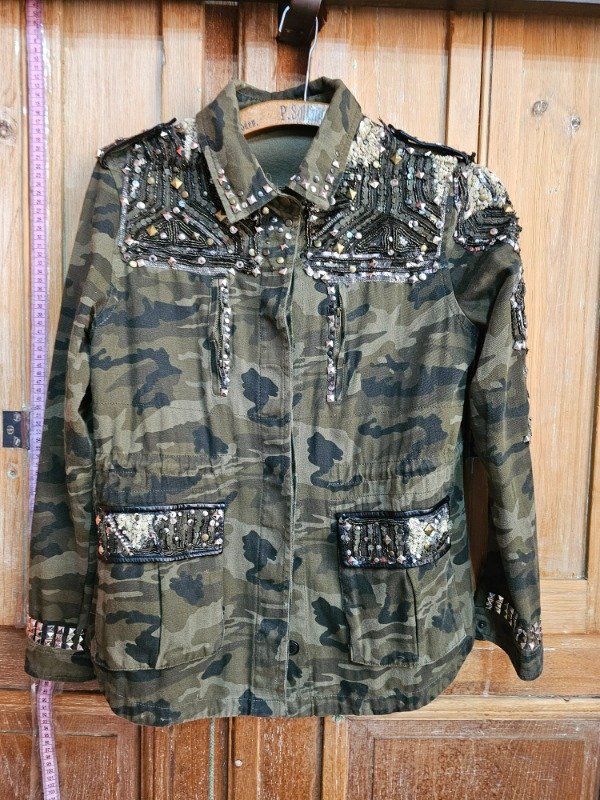 Producto - Camisaco Wanderlust Camuflado t.s