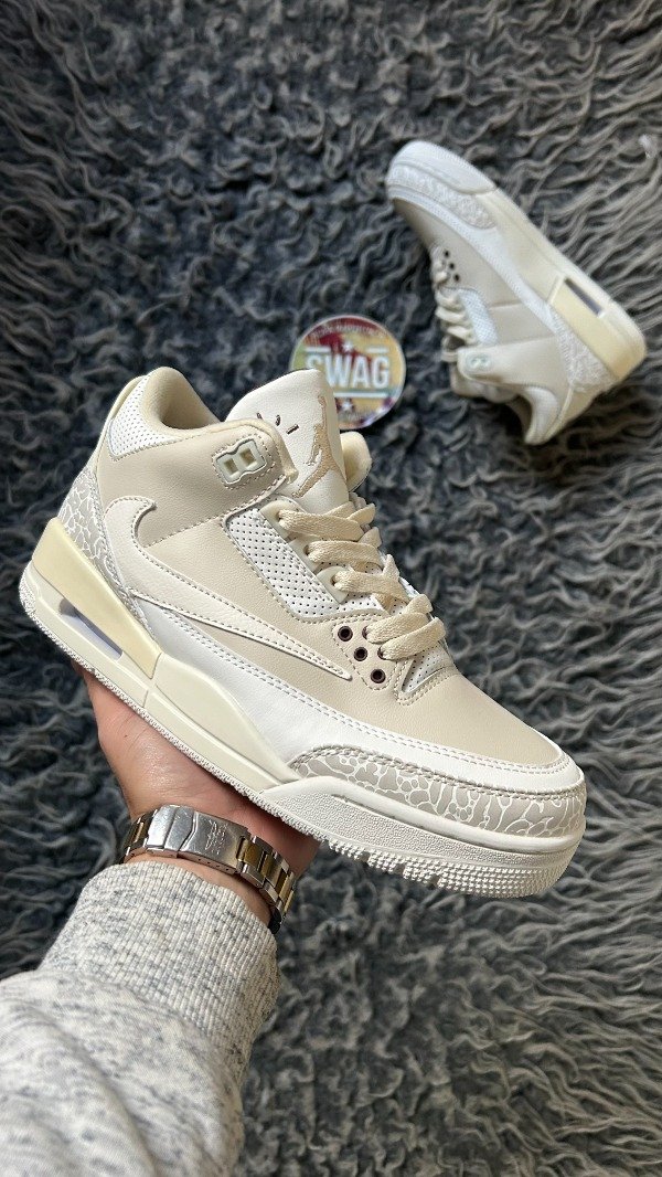 Producto - JORDAN RETRO 3 x TRAVIS SCOTT CREAM - 0