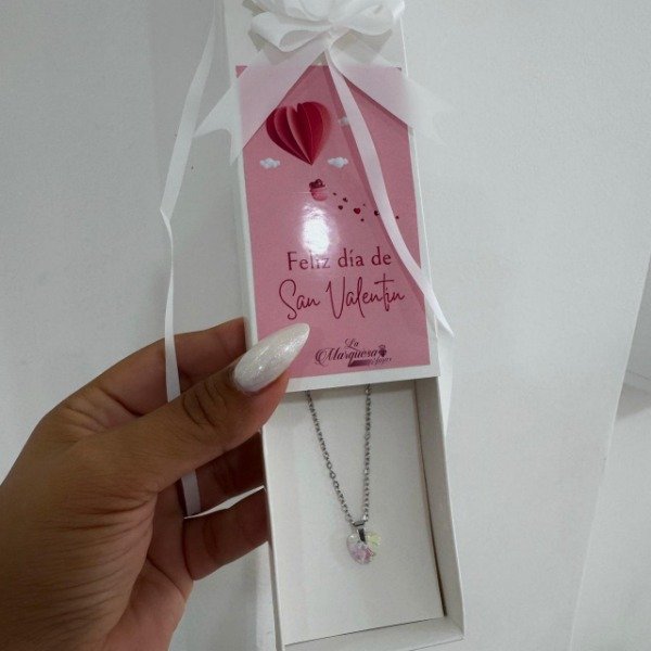 Producto - CONJUNTO ACERO CORAZON CRISTAL AURORA CON PACKAGING