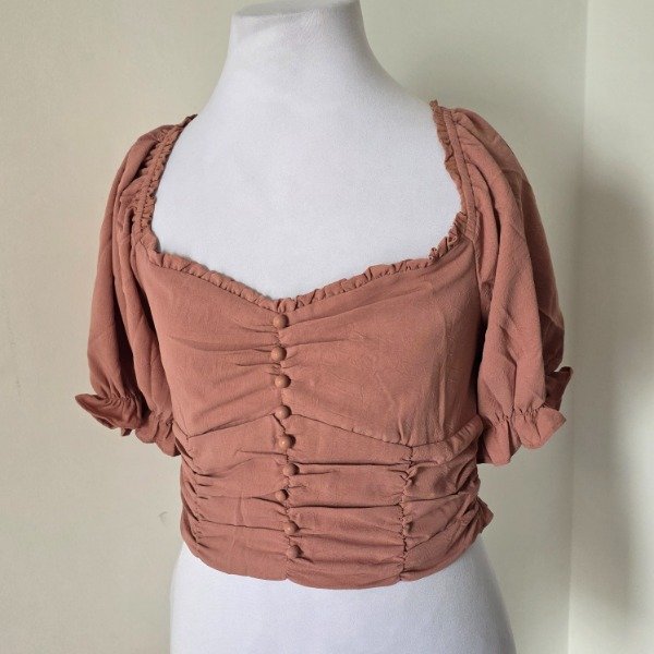 Producto - Blusa con manga princesa espalda con frunce y botones - Talle M