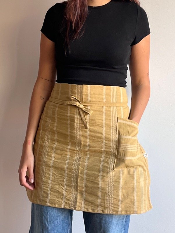 Producto - Delantal Frida de cintura a rayas