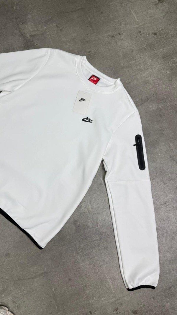 Producto - Buzo Nike Tech Importado - 2