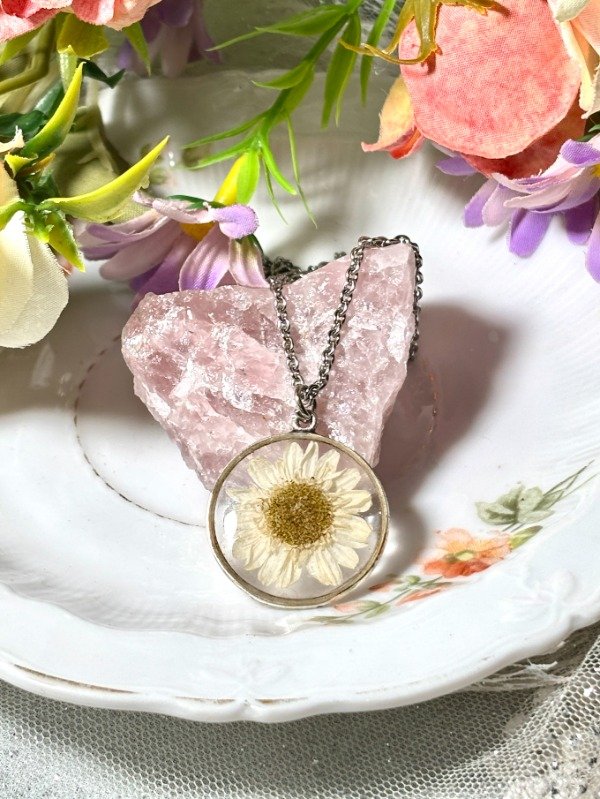 Producto - Collar de Acero Margarita Cute