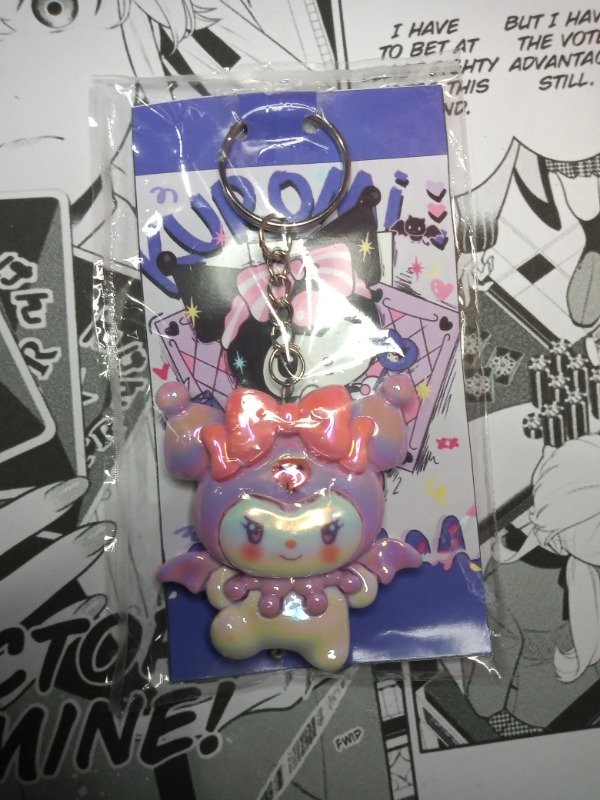 Producto - Llavero grande kuromi lila y rosa