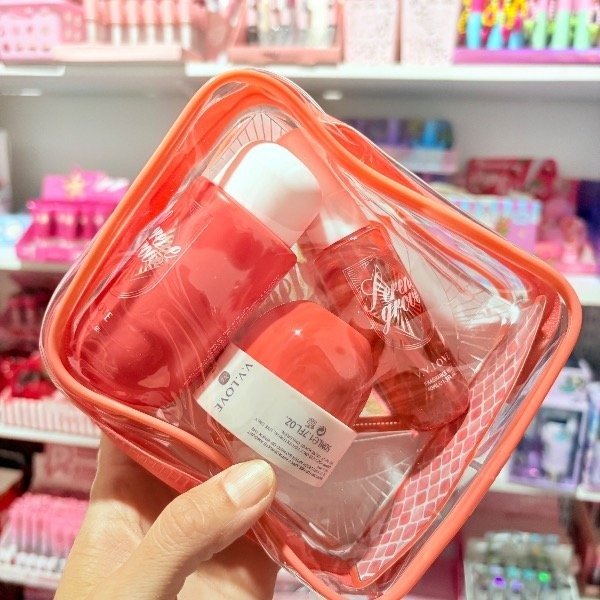 Producto - Set Beauty con Body Splash, Gel de ducha y Crema con Neceser - 2