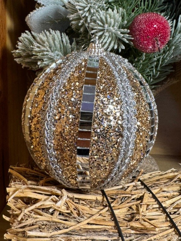 Producto - Esfera 10cm disco gold (Efectivo: 5.200)