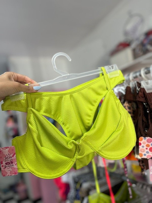 Producto - Bikini Kendall lima con aro