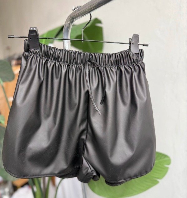 Producto - SHORT EVA