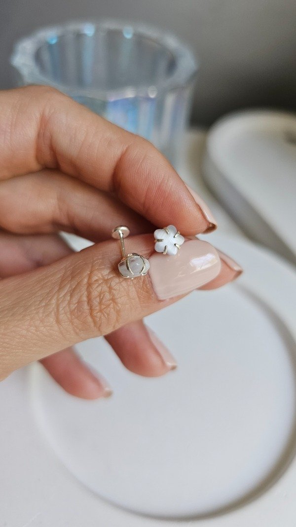 Producto - Abridor florcitas efecto ojo de gato. Plata