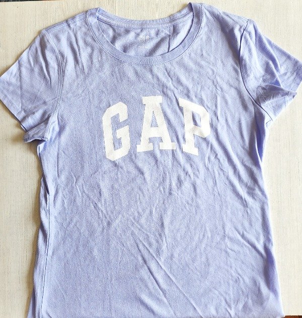 Remera manga corta gap talle M lavanda