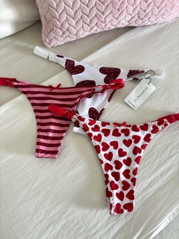 Producto - Less Valentine