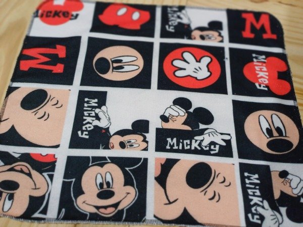 Producto - Individual  /corto Mickey cuadros