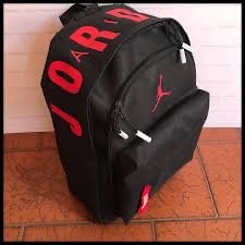 Producto - Mochila jordan negra