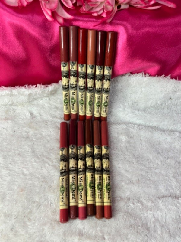 Producto - Lápiz labial dolar