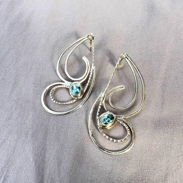 Producto - AROS DE DISEÑO TOPACIO CELESTE FACETADO