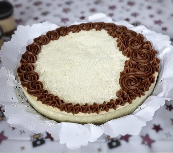 Producto - Tarta de dulce de leche y coco