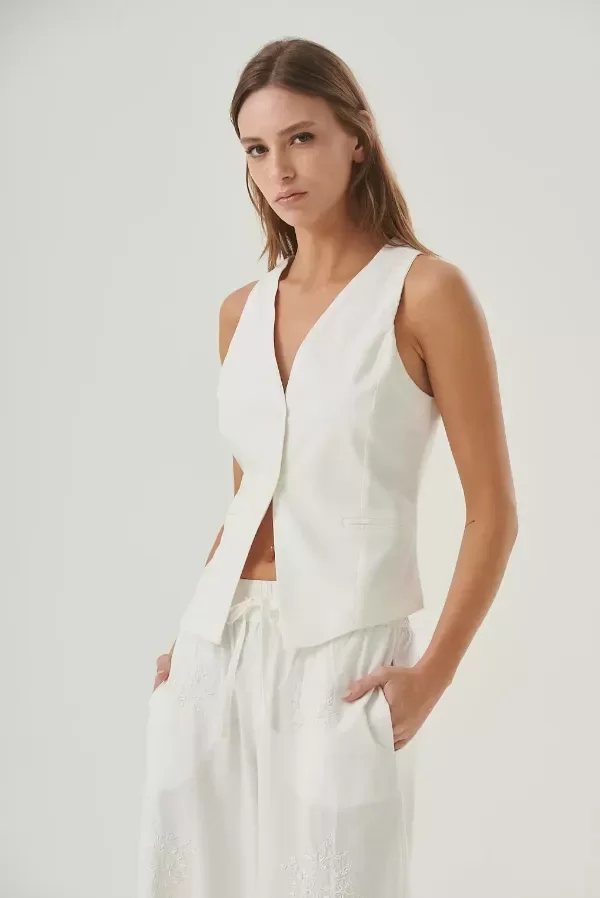 Producto - Chaleco Dara ( hace conjunto con bermuda Lina Sweet)