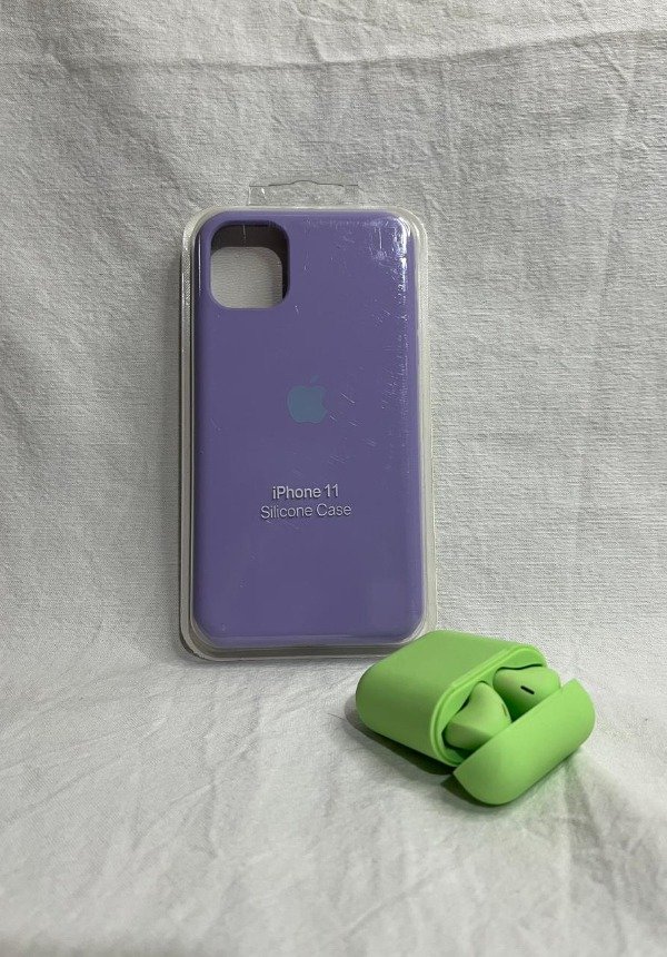 Producto - Iph 11 silicona case lila con felpa