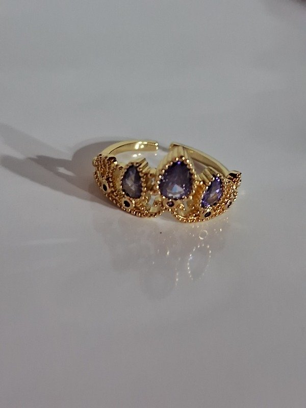 Producto - Anillo princesa violeta