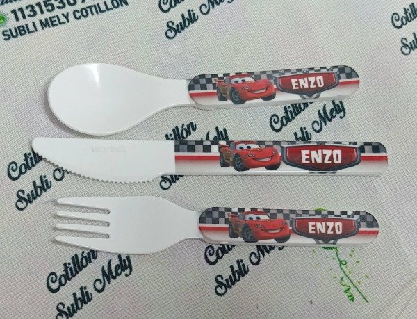 Producto - CUCHARA TENEDOR Y CUCHILLO DE PLASTICO PERSONALIZADO